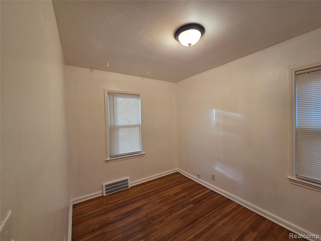 20409 Yonka Street, Detroit, MI 48234 — Photo 5