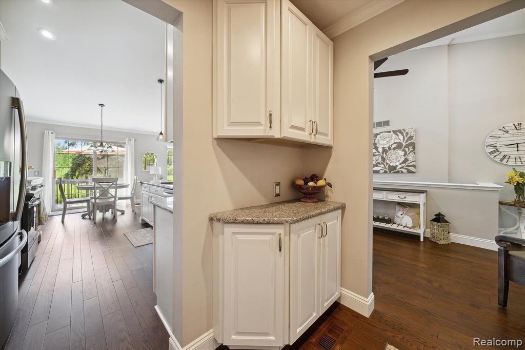 22270 QUAIL RUN Circle, 2, South Lyon, MI 48178 — Photo 22