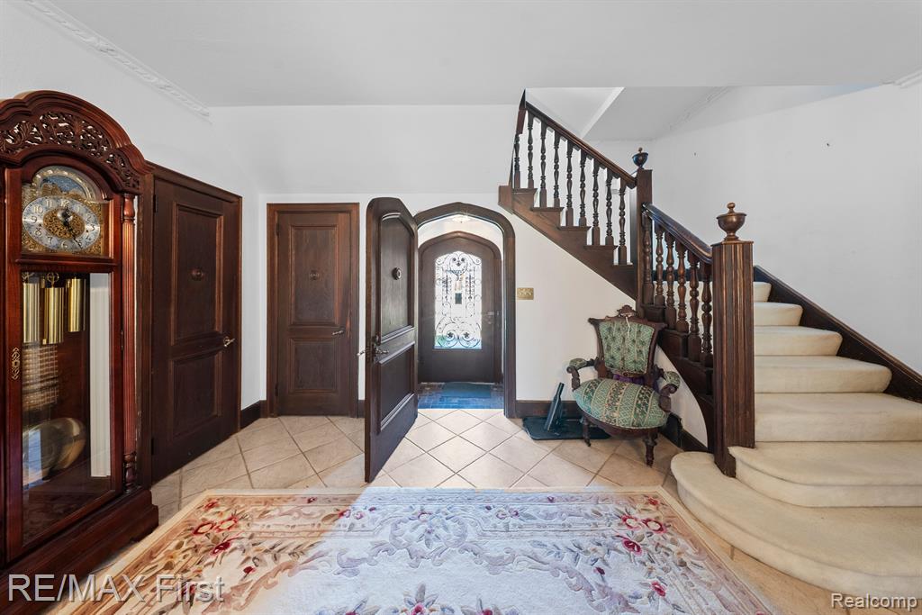 725 W BOSTON Boulevard, Detroit, MI 48202 — Photo 13