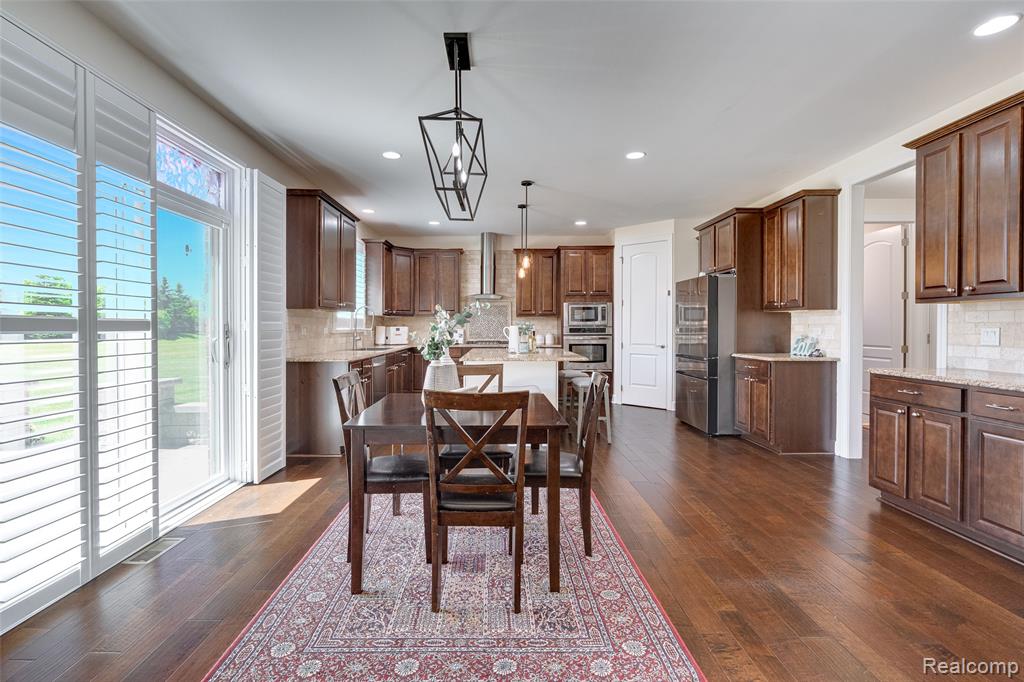 47576 VALENCIA Circle, Novi, MI — Photo 26