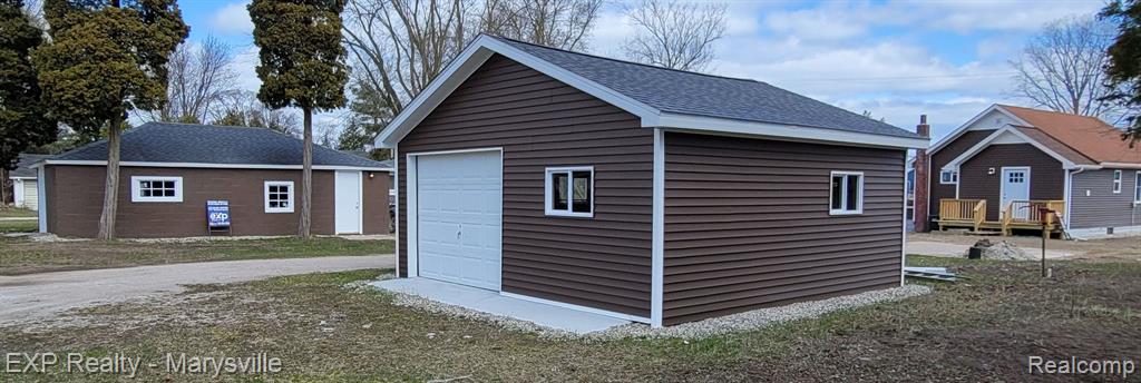 6515 LAKESHORE Road, Burtchville, MI 48059 — Photo 4
