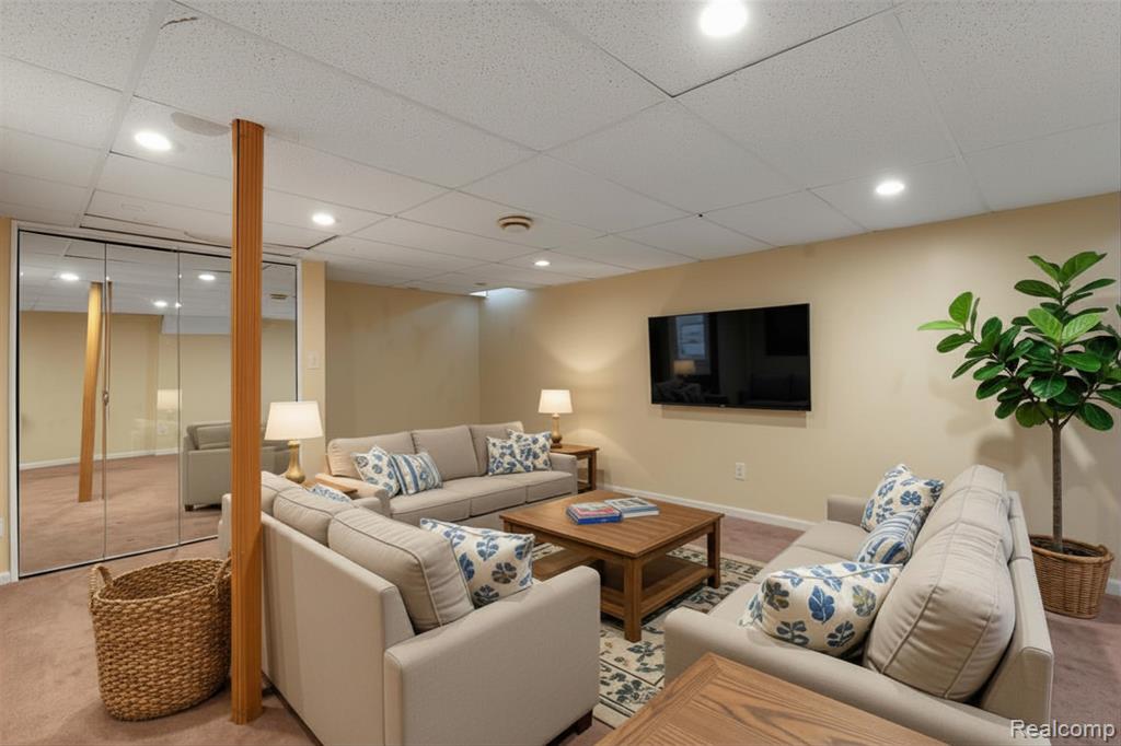 42253 Old Pond Circle, Plymouth, MI 48170 — Photo 17