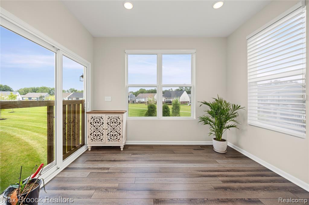30153 TURTLE CREEK CIRCLE, New Hudson, MI 48165 — Photo 18