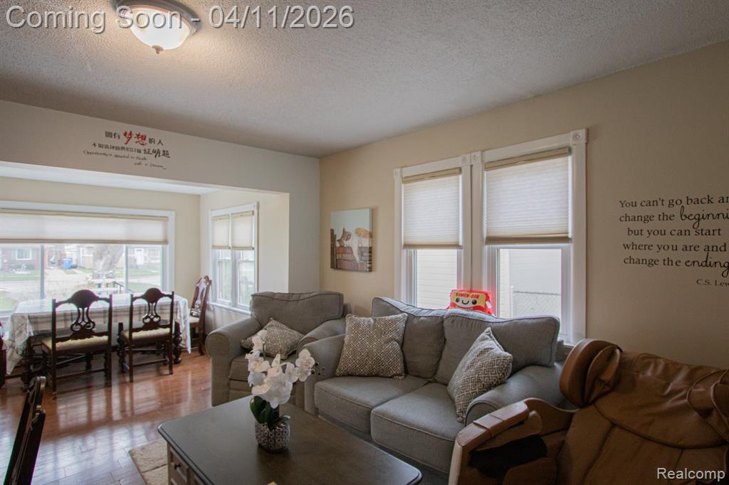 5636 Hipp Street, Dearborn Heights, MI 48125 — Photo 14
