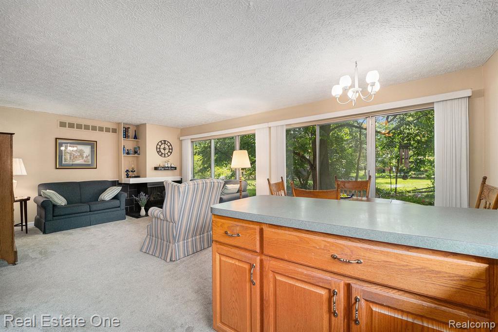772 RANDALL Drive, Troy, MI 48085 — Photo 17