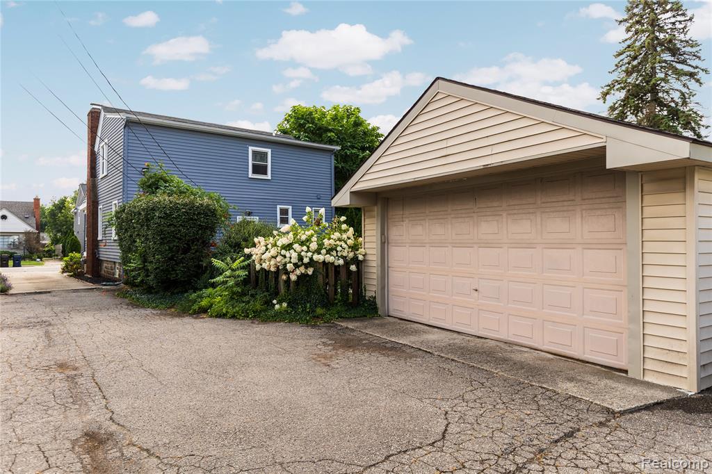 638 S Harvey Street, Plymouth, MI 48170 — Photo 45