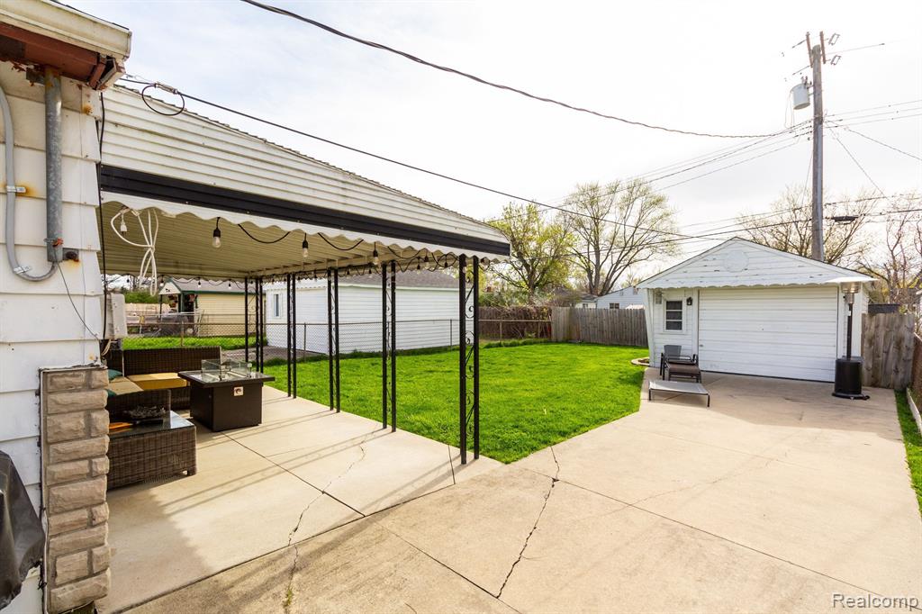 7615 DEERING Street, Westland, MI — Photo 24