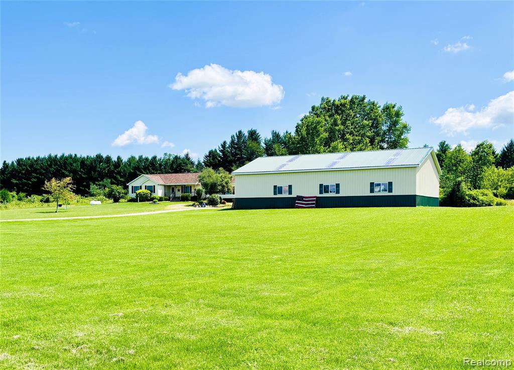 5422 Brown City Road, Brown, MI 48416 — Photo 3