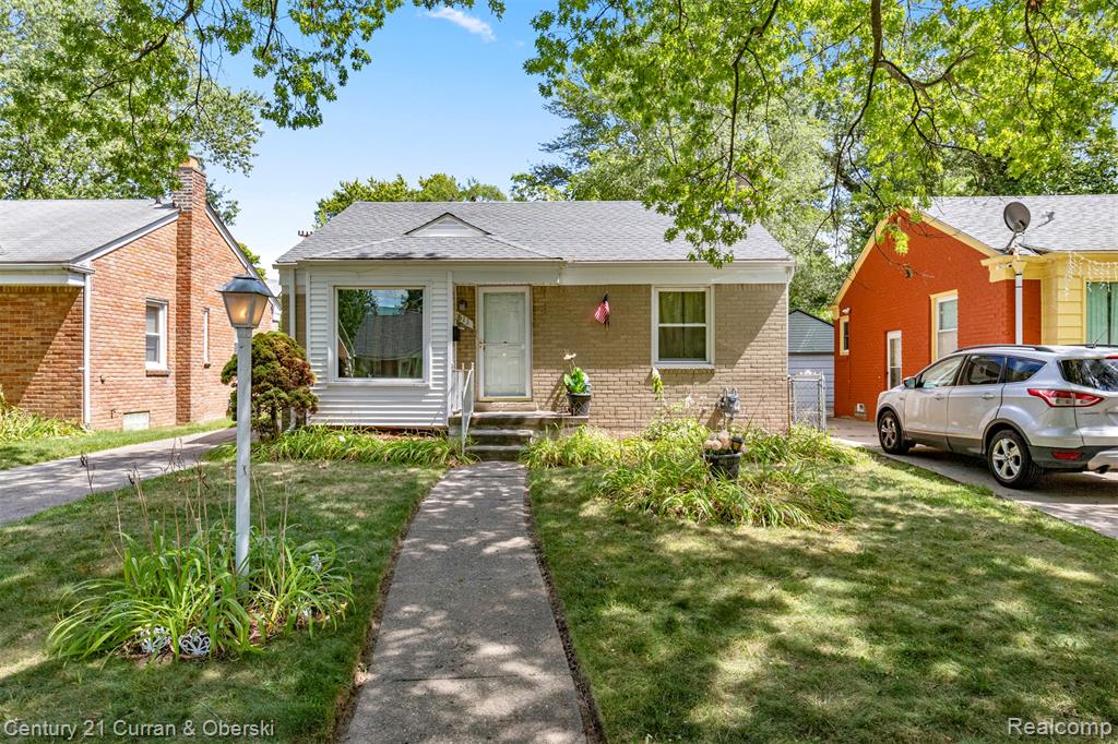 811 Arlington Arlington Street, Inkster, MI 48141 — front exterior