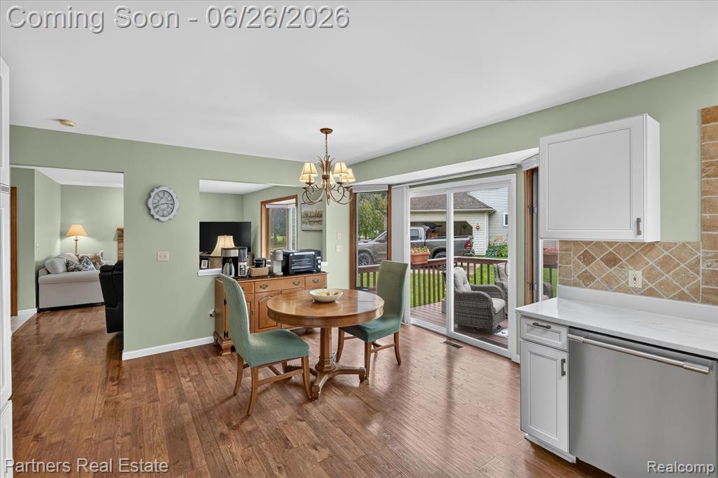 627 W Caledonia Street, Howell, MI 48843 — Photo 16