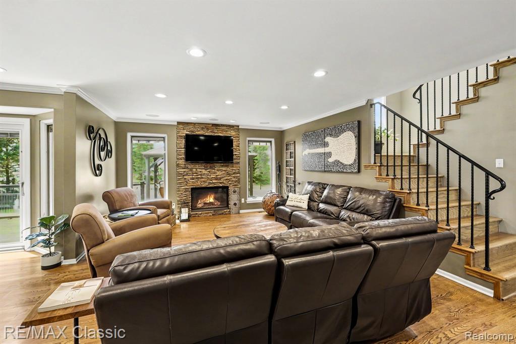 54853 Walnut Drive, New Hudson, MI 48165 — Photo 6
