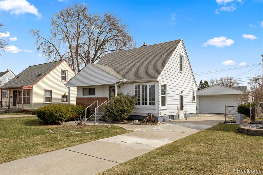 6872 Lathers Street, Garden City, MI — Photo 3