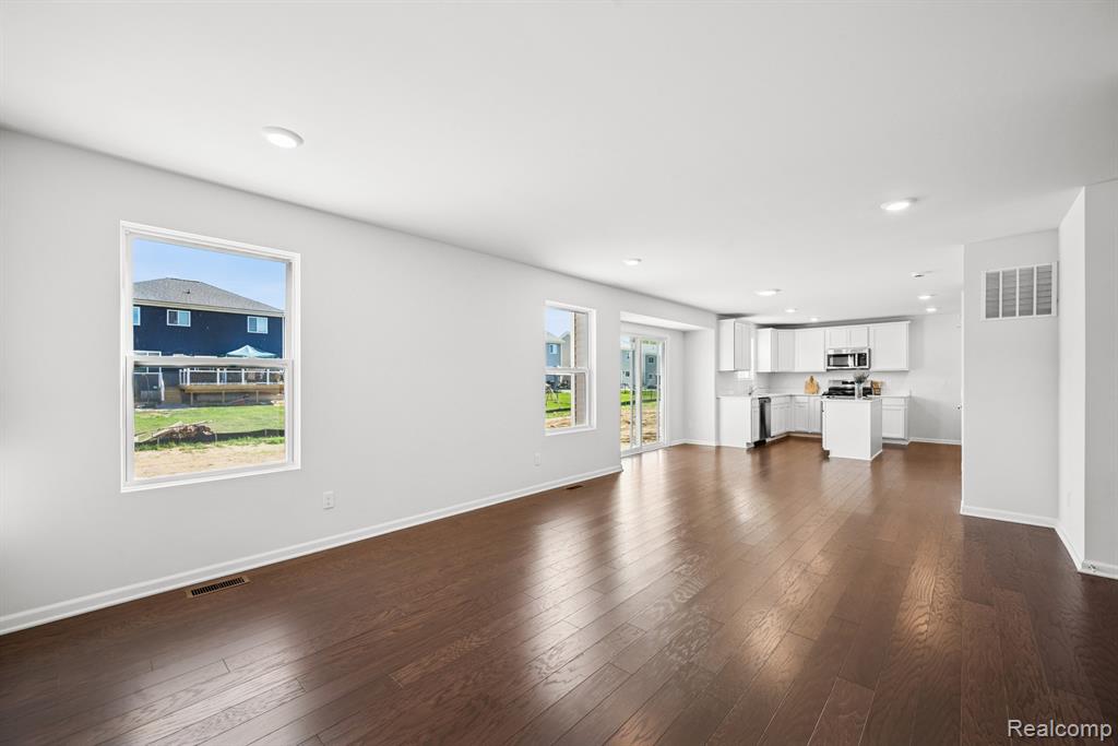 378 Edge Brook, Holly, MI 48442 — Photo 9