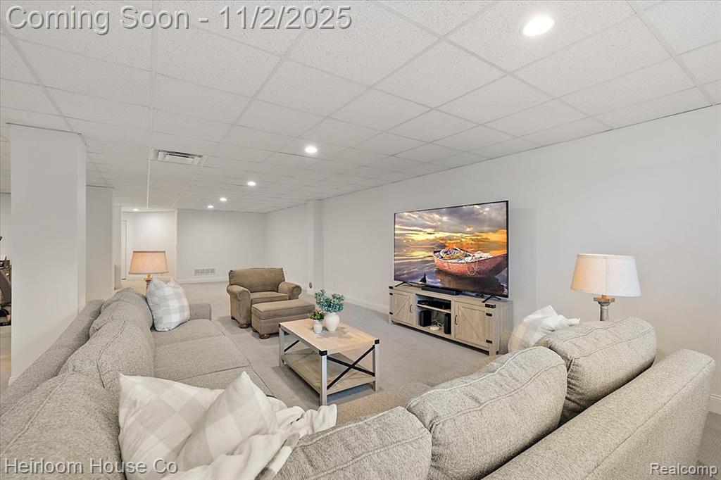 23956 Seminole Court, Novi, MI — Photo 34