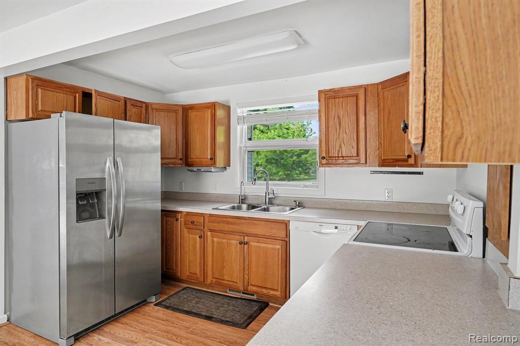 5380 Center Street, Clarkston, MI — Photo 10