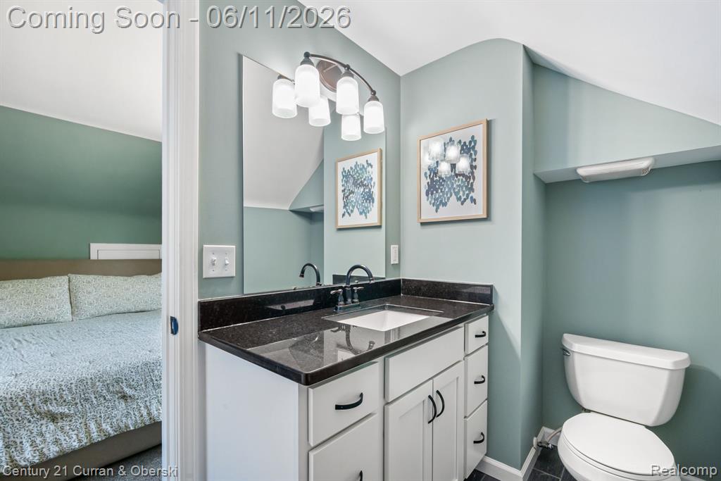 704 N Edison Avenue, Royal Oak, MI 48067 — Photo 30