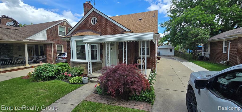 6130 Oakman Boulevard, Dearborn, MI 48126 — front exterior