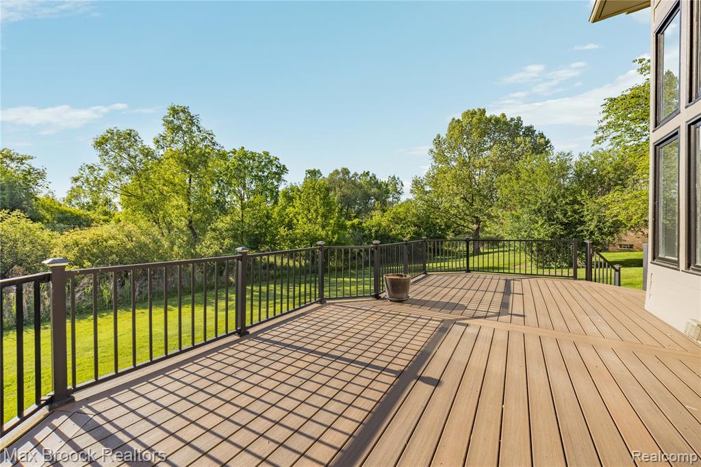 6664 Apple Blossom Trail, West Bloomfield, MI — Photo 69