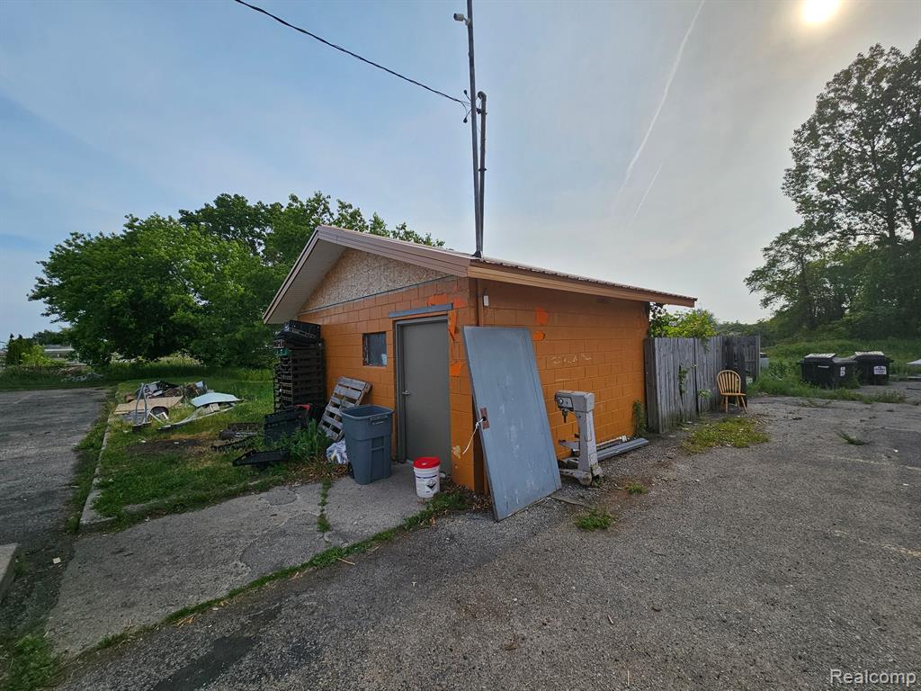 884 S STATE Street, Oscoda, MI, 48750