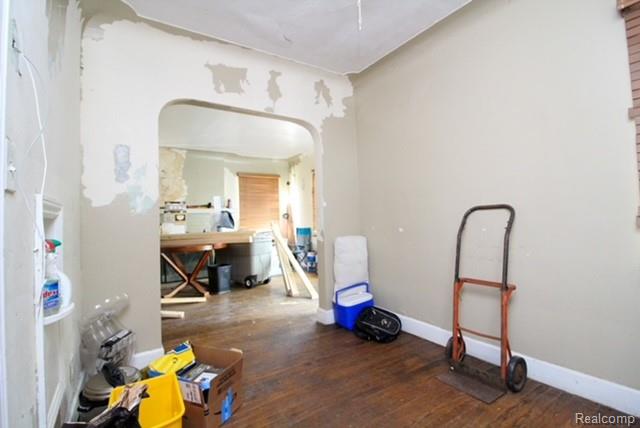 9737 E Lakepointe St. Street, Detroit, MI 48224 — Photo 5