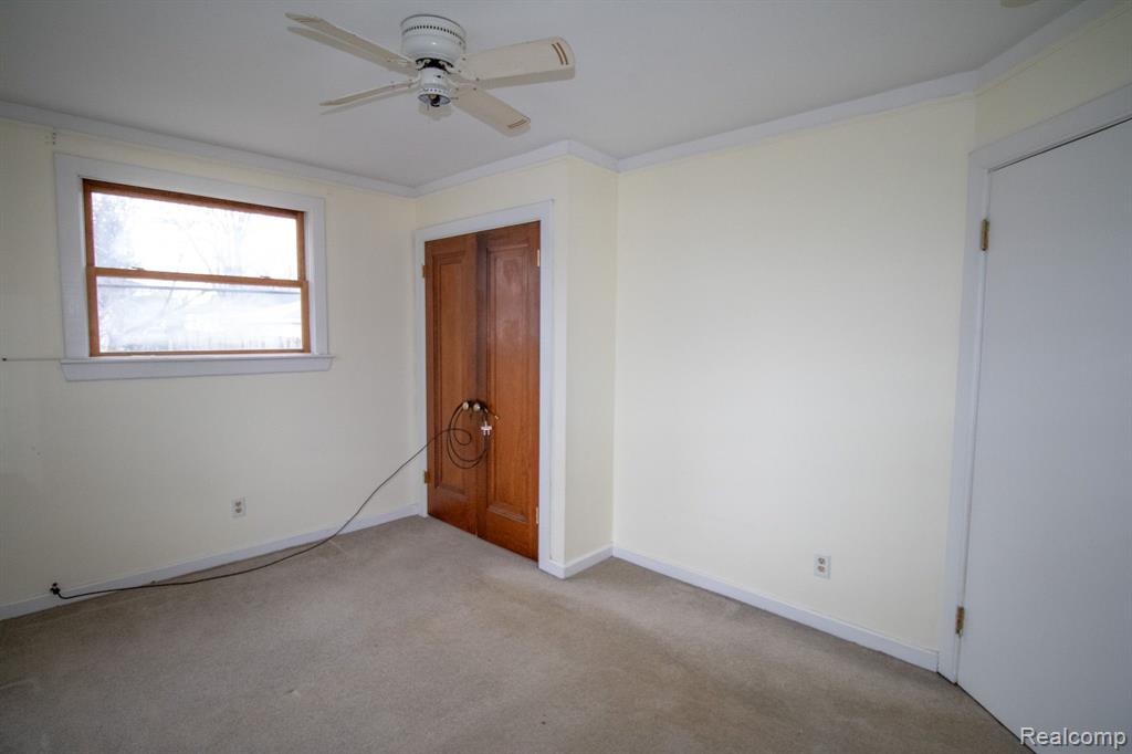 4016 JACKSON Street, Dearborn Heights, MI 48125 — Photo 17