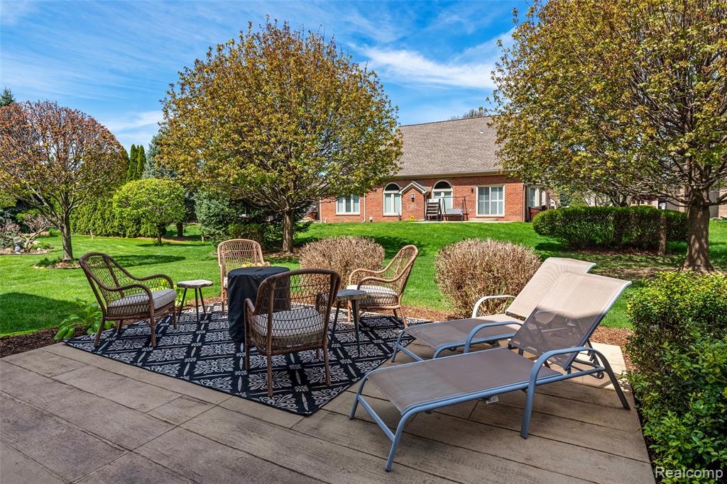 14109 Berryknoll Drive, Utica, MI 48315 — Photo 45