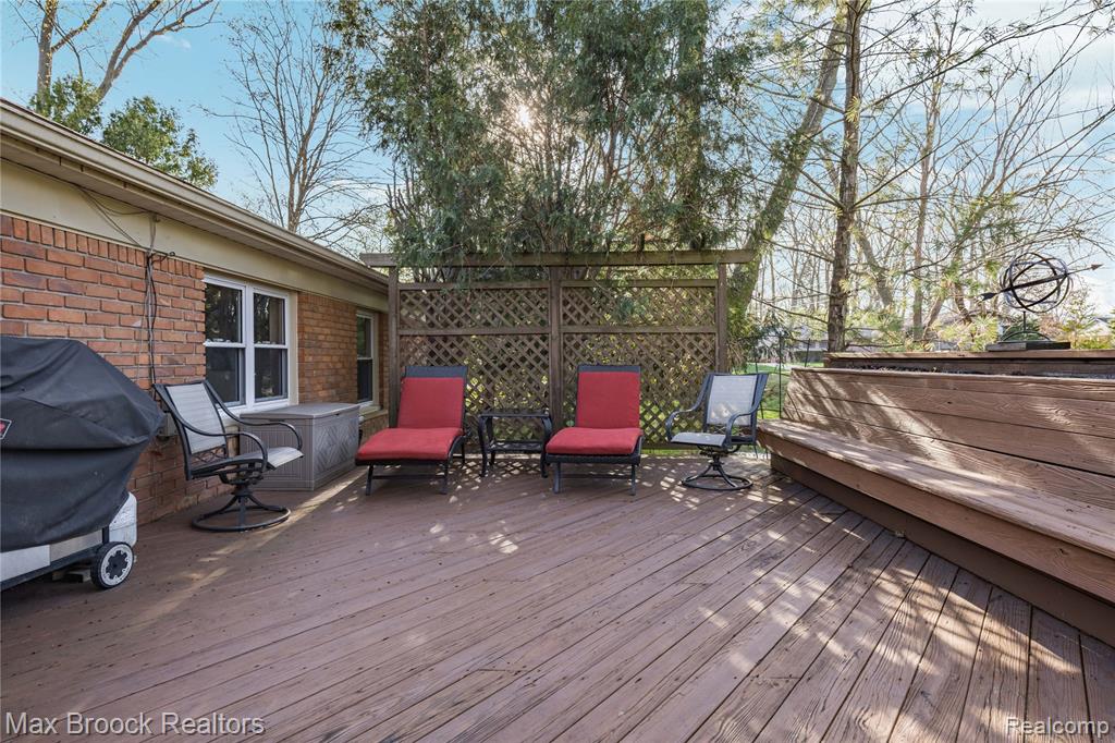 4550 Patrick Road, West Bloomfield, MI — Photo 40