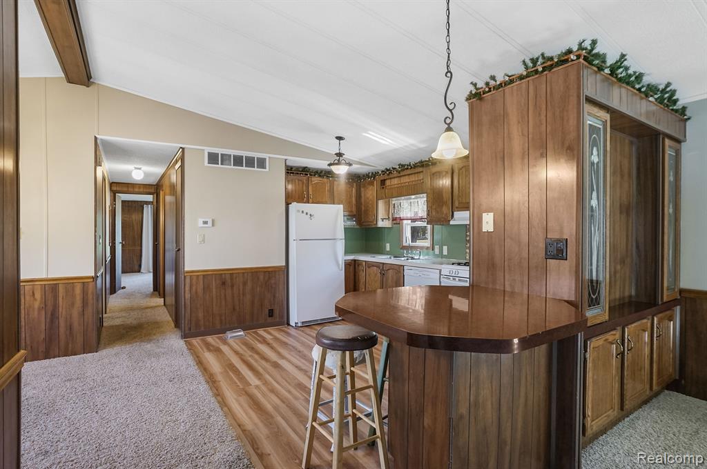 11161 S MORRICE Road, Morrice, MI 48857 — Photo 9