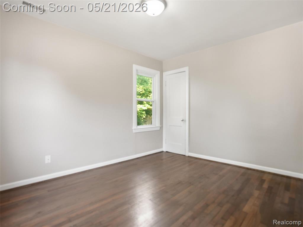 22329 Maxine Street, Saint Clair Shores, MI 48080 — Photo 17