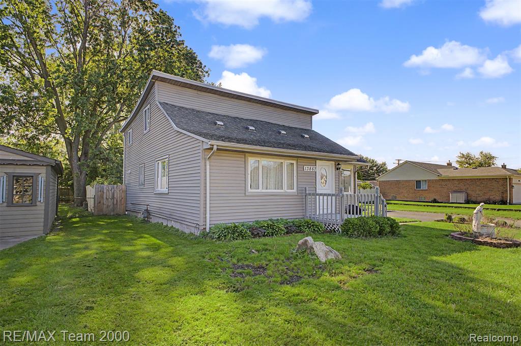 13867 Humphrey Street, Southgate, MI 48195 — Photo 3