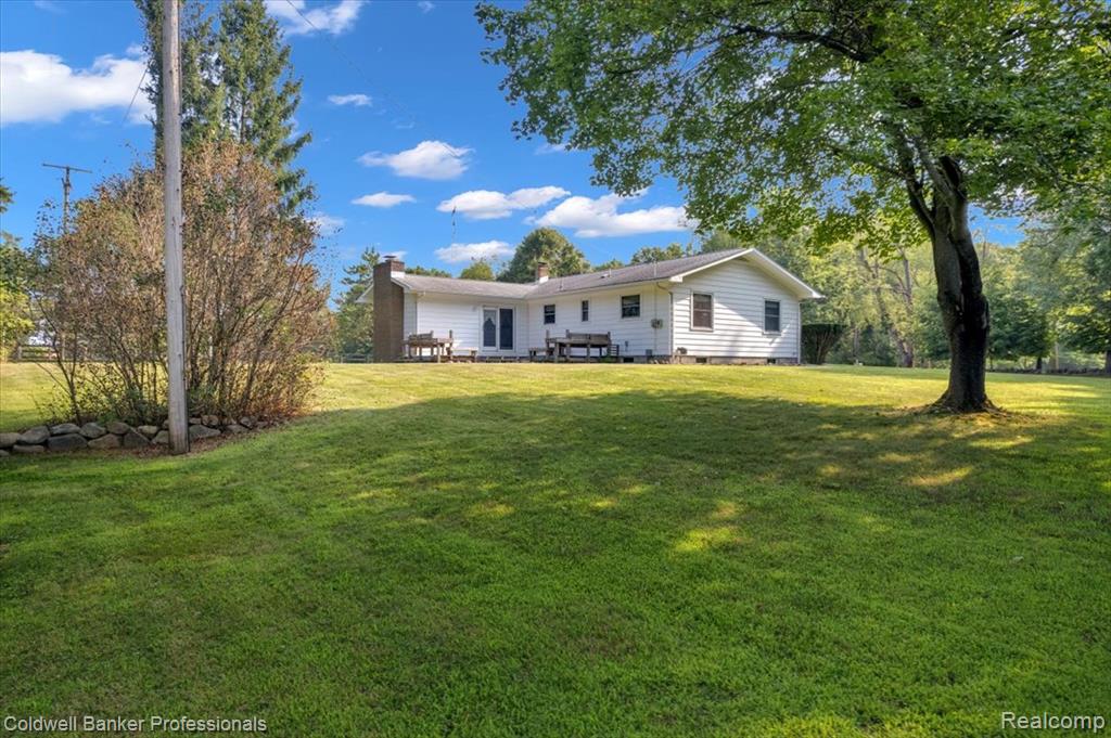3252 Hosner Road, Dryden, MI 48428 — Photo 2