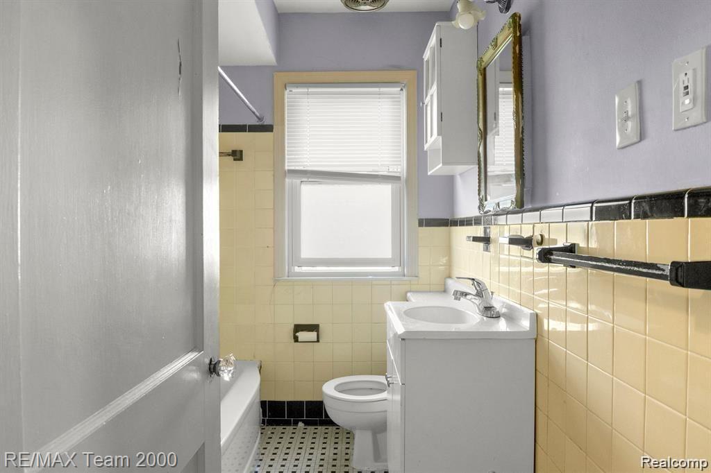 4805 HELEN Street, Dearborn, MI 48126 — Photo 12
