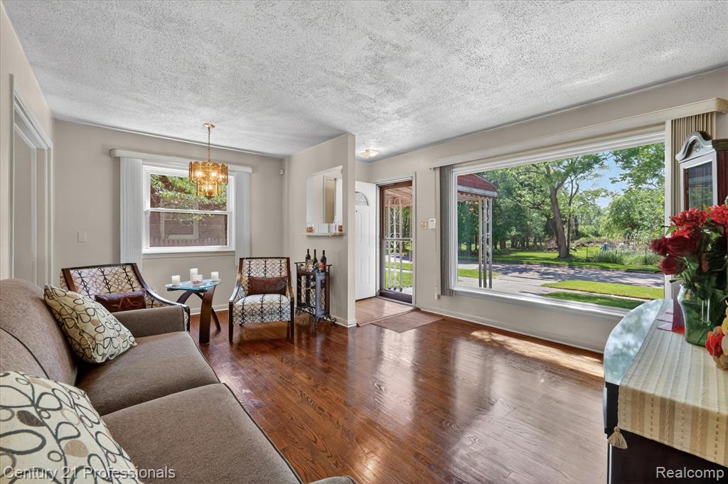 28688 Emerson Street, Inkster, MI 48141 — Photo 9