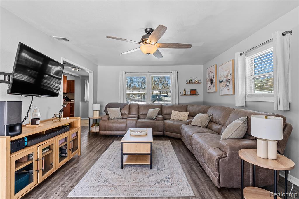 6311 Sidney Street, Brighton, MI 48116 — Photo 25