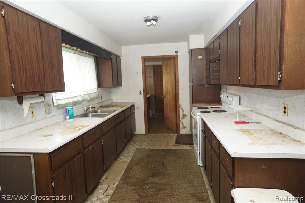 7047 Haggerty Road, Van Buren, MI 48111 — Photo 2