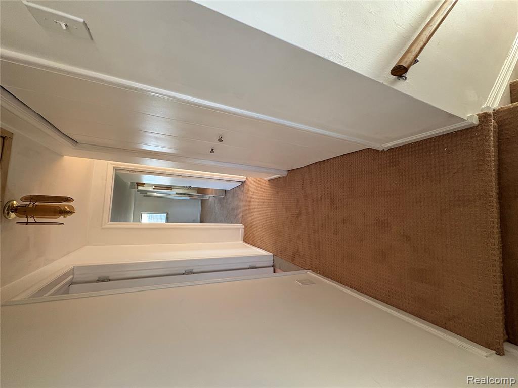 646 Peach Tree Lane, Grosse Pointe Woods, MI 48236 — Photo 20