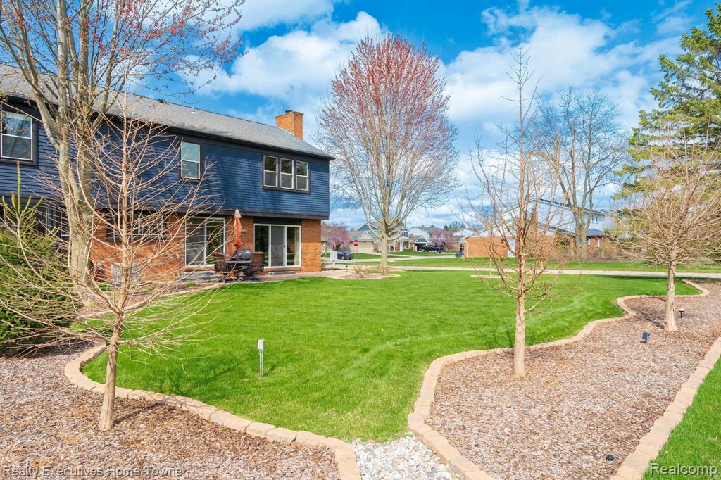 46399 HANFORD Road, Canton, MI 48187 — Photo 14