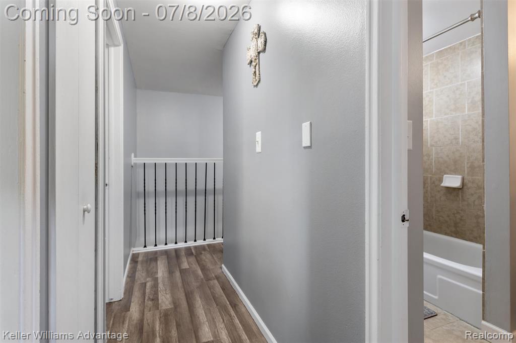 8948 Shawn Drive, Sterling Heights, MI 48312 — Photo 18