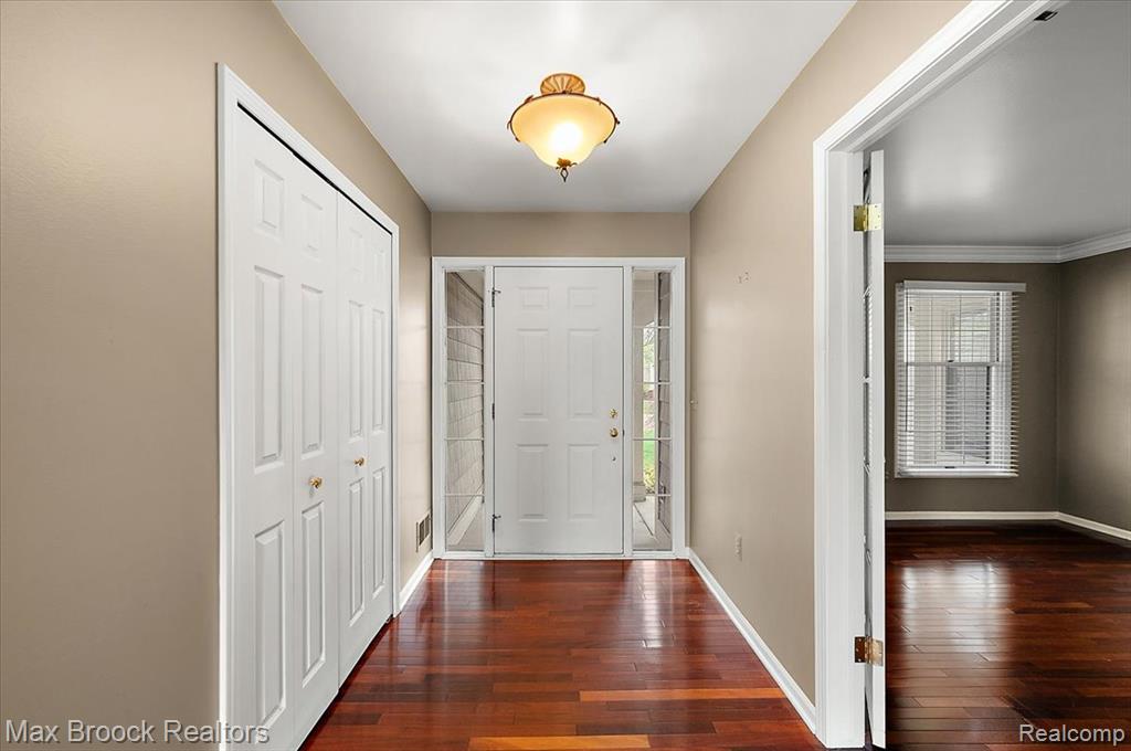 888 Tartan Trail, Bloomfield Hills, MI 48304 — Photo 5
