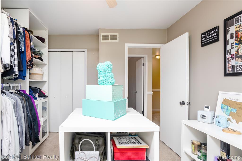 1068 KINGS, Canton, MI 48188 — Photo 19