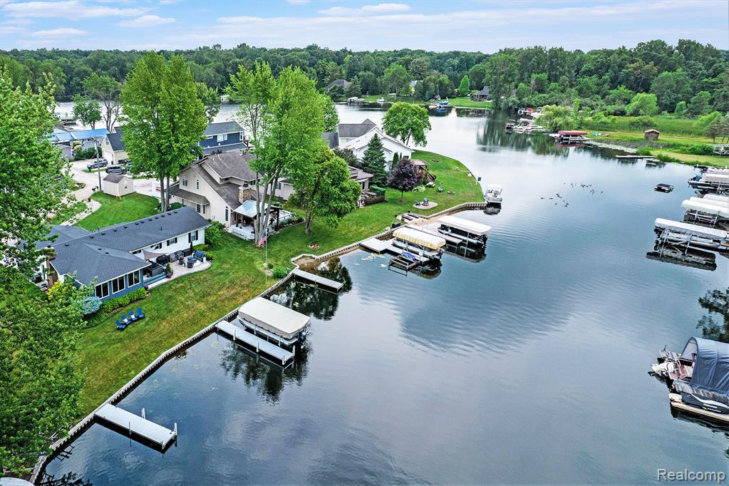 4106 Shoreview Lane, Whitmore Lake, MI 48189 — Photo 35