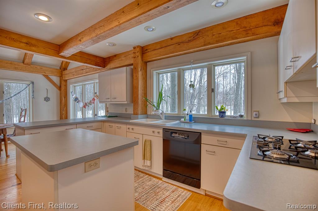 5400 RICHARDSON Road, Howell, MI 48843 — Photo 29