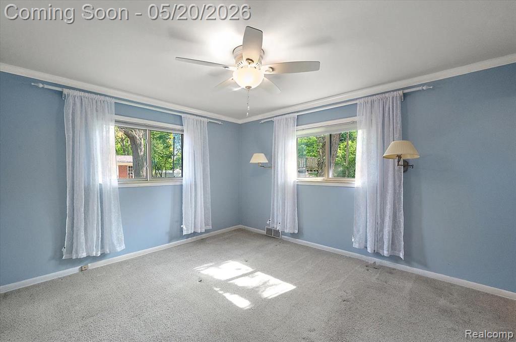 28416 Westerleigh Road, Farmington, MI 48334 — Photo 17