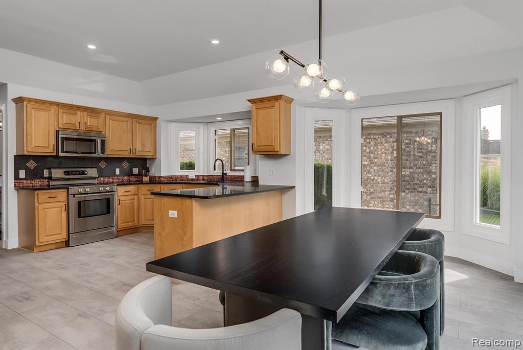 54591 Hibiscus Drive, Macomb, MI 48042 — Photo 17