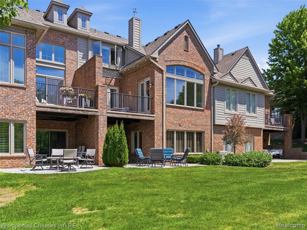 10822 Sparkling Waters Court, South Lyon, MI 48178 — Photo 5