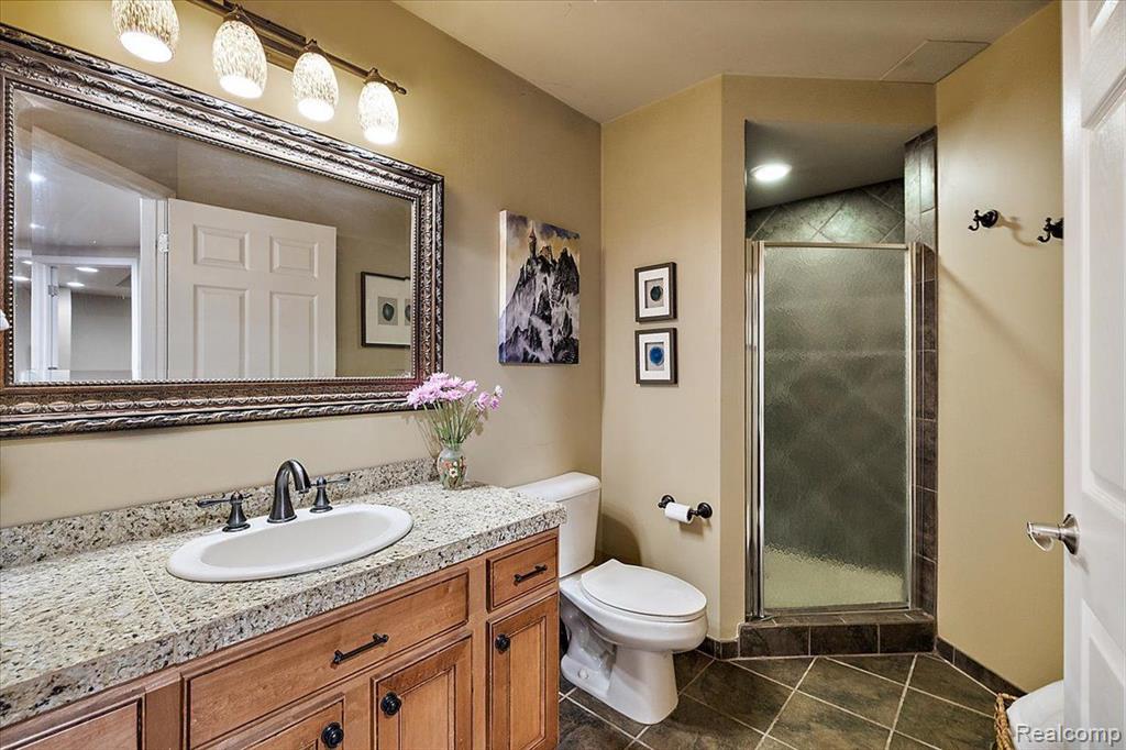 47082 NORTHUMBERLAND Street, Novi, MI — Photo 84