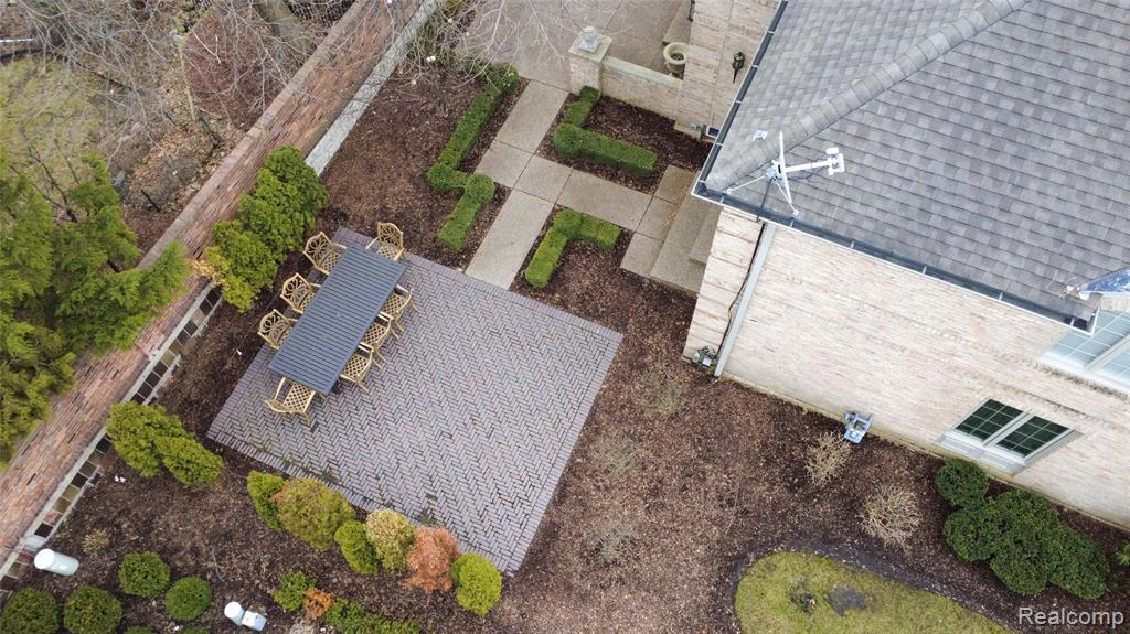 10 Sycamore Lane, Grosse Pointe, MI 48230 — Photo 17
