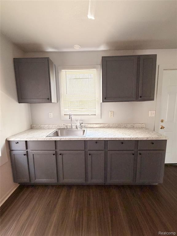 4487 French Road, Detroit, MI 48214 — Photo 5