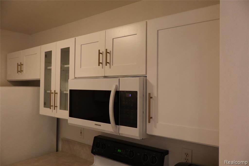 44944 Marigold Drive, Sterling Heights, MI 48314 — Photo 13