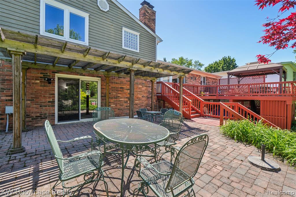 474 Beverly Island Drive, Waterford, MI 48328 — Photo 46